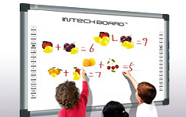 Bang Tuong Tac Intech( Interactive white board)